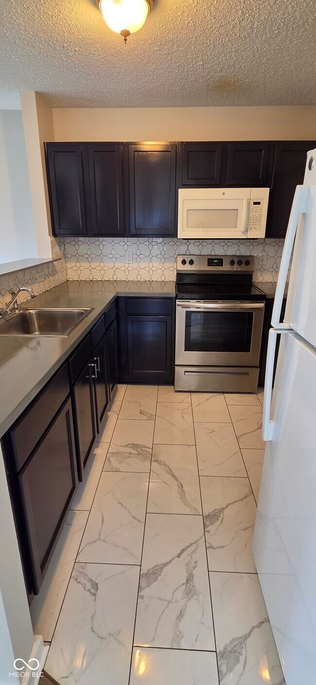 Building Photo - 2933 Redland Ln