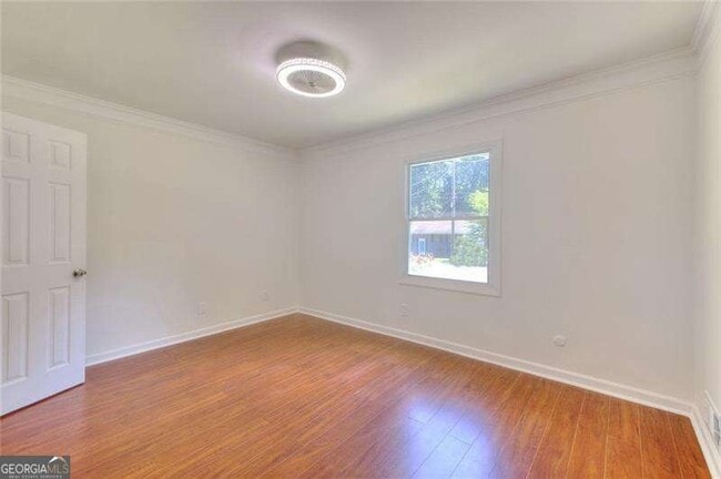 Building Photo - 3946 Green Oak Dr