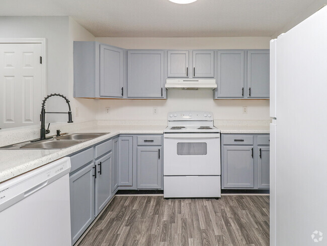 Newly Renovated Kitchens at The Oaks Apartments in Lincolnton, NC - The Oaks Apartments