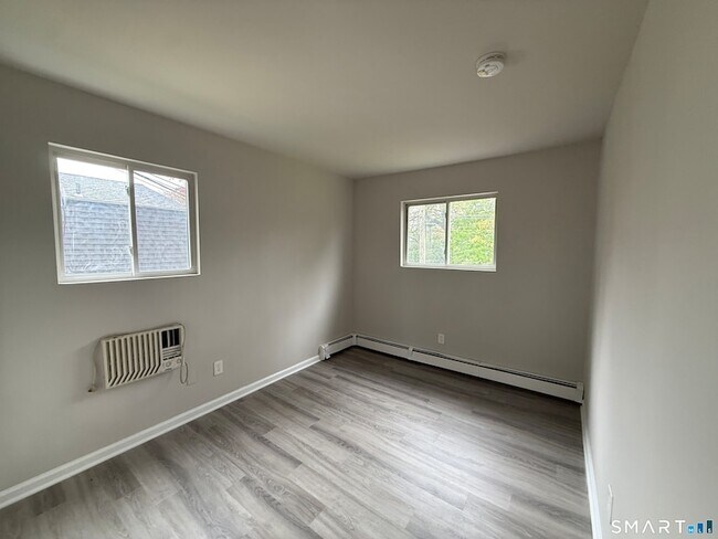 Building Photo - 36 Marlin Dr