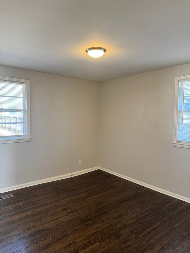 Building Photo - 1108 Bell Grimes Ln