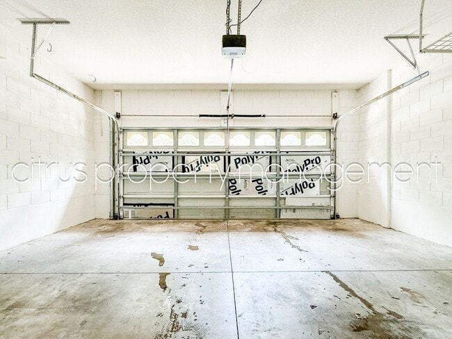 Building Photo - Impeccable Clayton Crossing 3/2.5 Townhome...