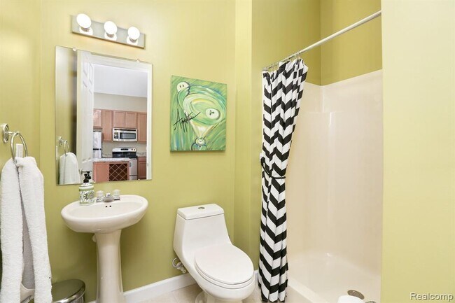 Building Photo - 33 Winder St