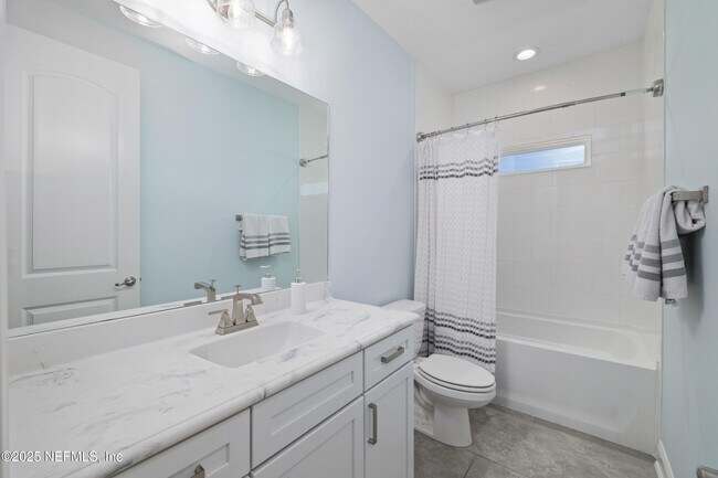 Building Photo - 318 Windwalker Dr