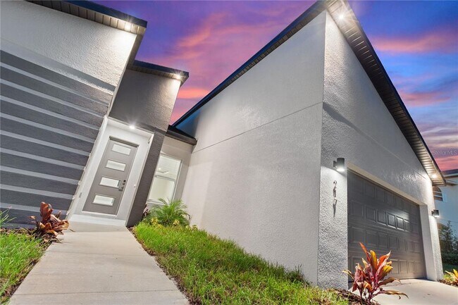 Building Photo - 217 Cimarron Dr