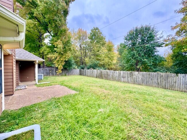 Building Photo - 7359 Peppermill Ln