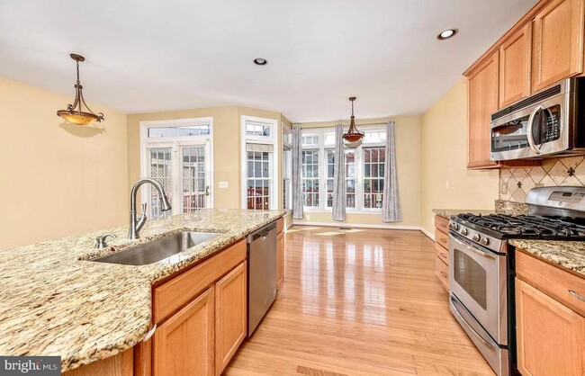 Building Photo - 14422 Fowlers Mill Dr