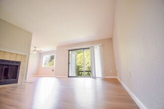 Building Photo - 9515 SW 146th Terrace