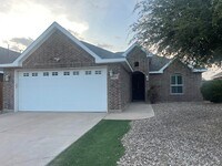 Building Photo - 7219 Bellini St