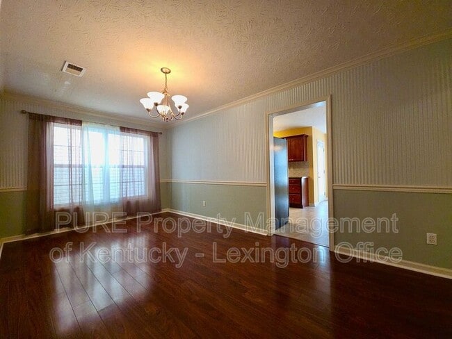 Building Photo - 2909 Mahala Ln