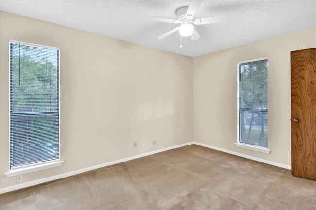 Building Photo - 2015 Mistywood Dr