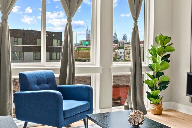 Building Photo - 916 N Delaware Ave