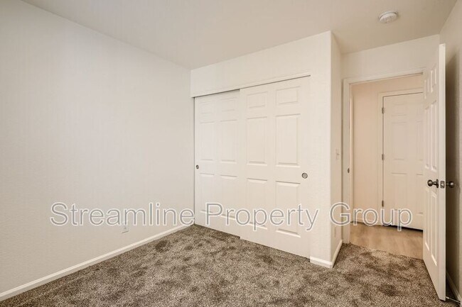 Building Photo - 5514 Laredo St