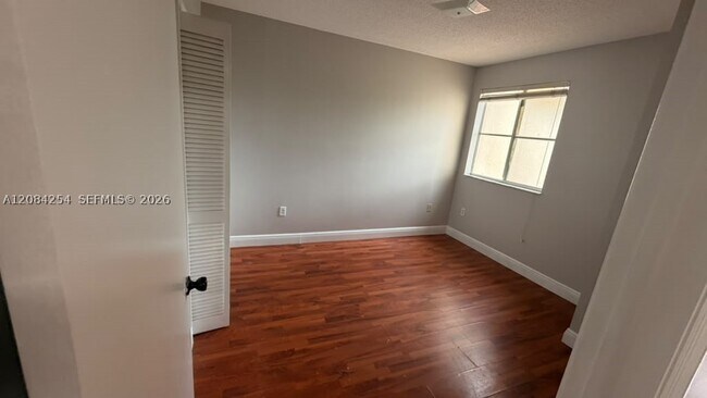Building Photo - 6354 SW 138th Pl