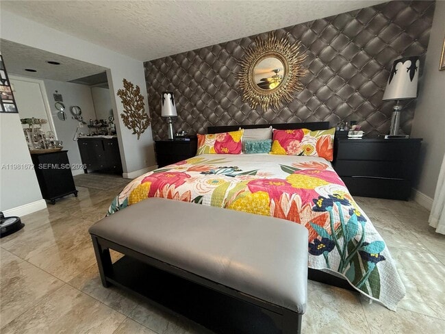 Building Photo - 12950 SW 4th Ct