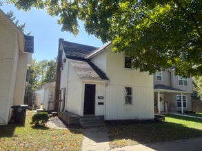 Building Photo - 1315 Huestis Ave