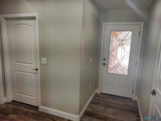 Building Photo - 2115 Roadrunner Dr