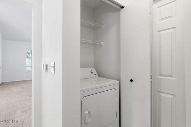 Building Photo - 4240 Lost Hills Rd