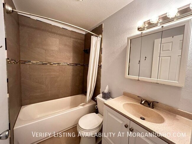 Building Photo - 6820 W Irving Ln