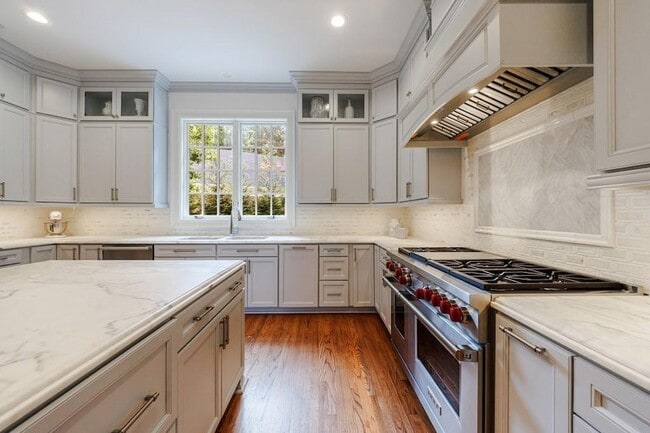 Building Photo - 25 Asheworth Ct NW