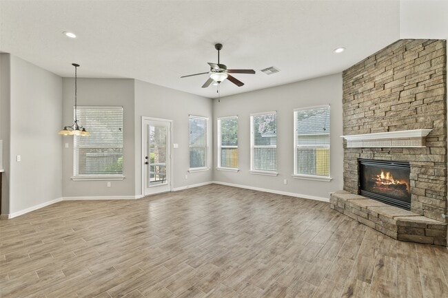Building Photo - 521 Ironwood Forest Dr