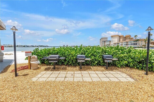 Building Photo - Beautiful 2BR/2BA Waterfront Condo in 55+ Community – Available for Rent!