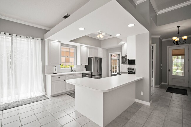 Building Photo - 3 Bedroom Single Family Home for Rent in I...