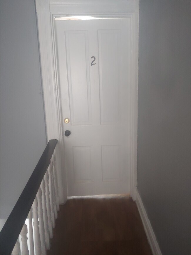 Building Photo - 116 Township Ave apt 2