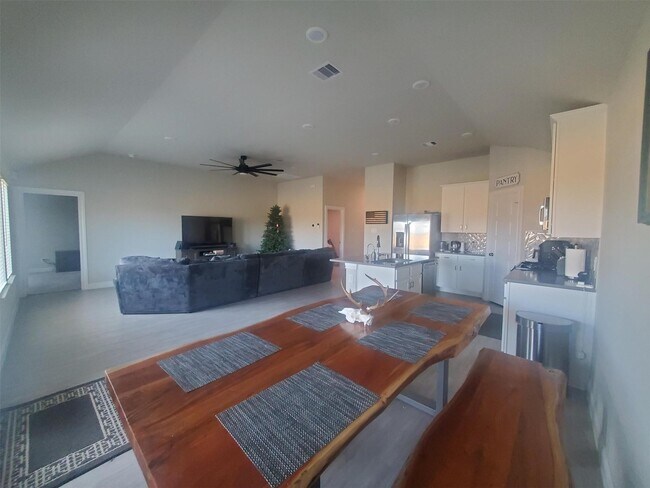 Building Photo - 1208 Mare Stable Ct