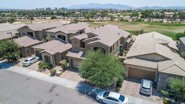 Building Photo - Beautiful Palm Valley Golf Course Home with Casita