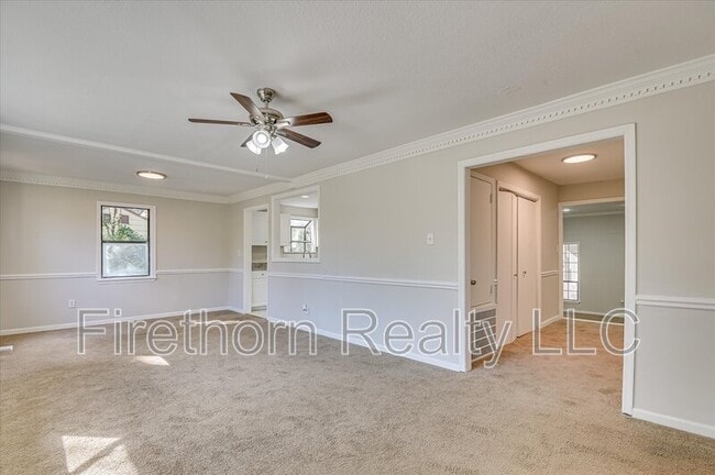 Building Photo - 2349 Henry Cir