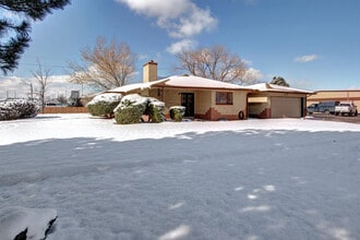 Building Photo - 955 E 58th Ave