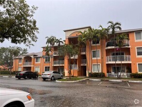 Building Photo - 6928 SW 39th St