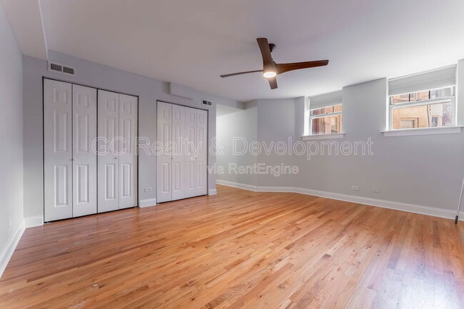 Building Photo - 816 W Sunnyside Ave