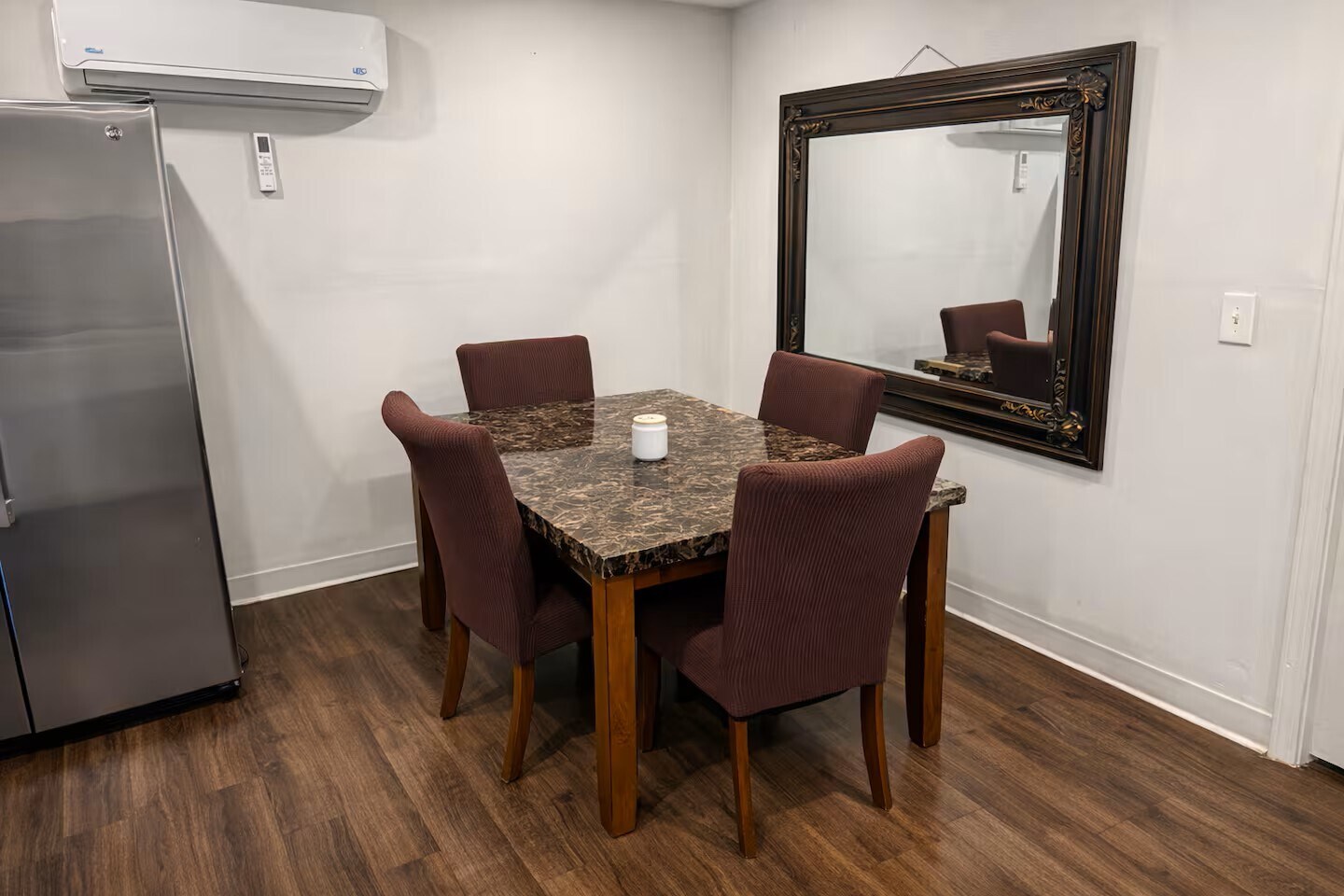 Dining Room - 3269 Westmart Ln