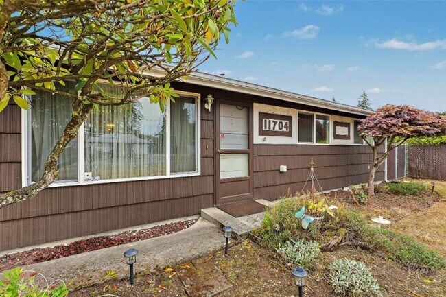 Building Photo - 11704 Military Rd SW