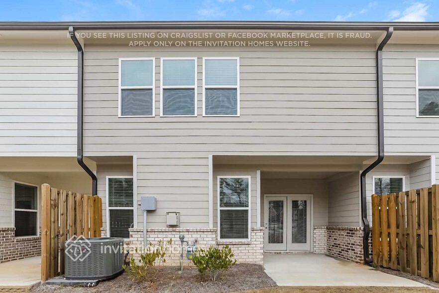Building Photo - 2812 Wild Santana Wy