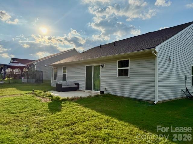 Building Photo - 505 Grandiflora Ave