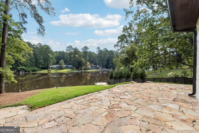 Building Photo - 1568 Niskey Lake Trail SW