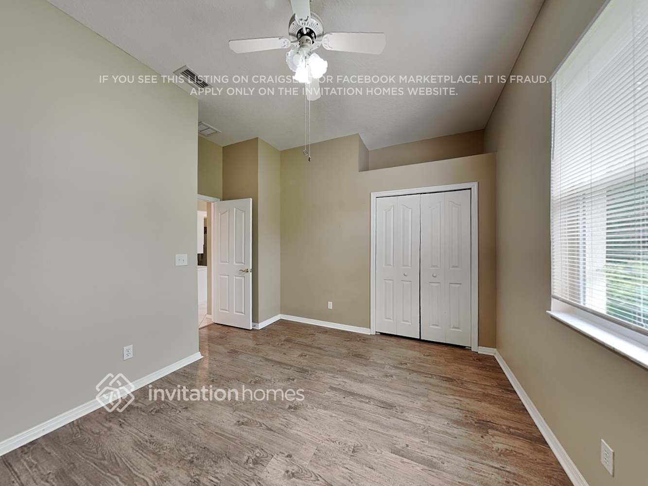 Building Photo - 3718 72nd Terrace E