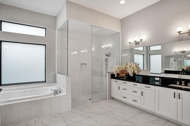 Building Photo - 9052 Chauvet Wy