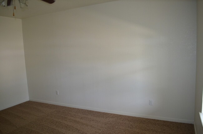 Building Photo - AFFORDABLE 2 BEDROOM DUPLEX IN HARKER HEIGHTS