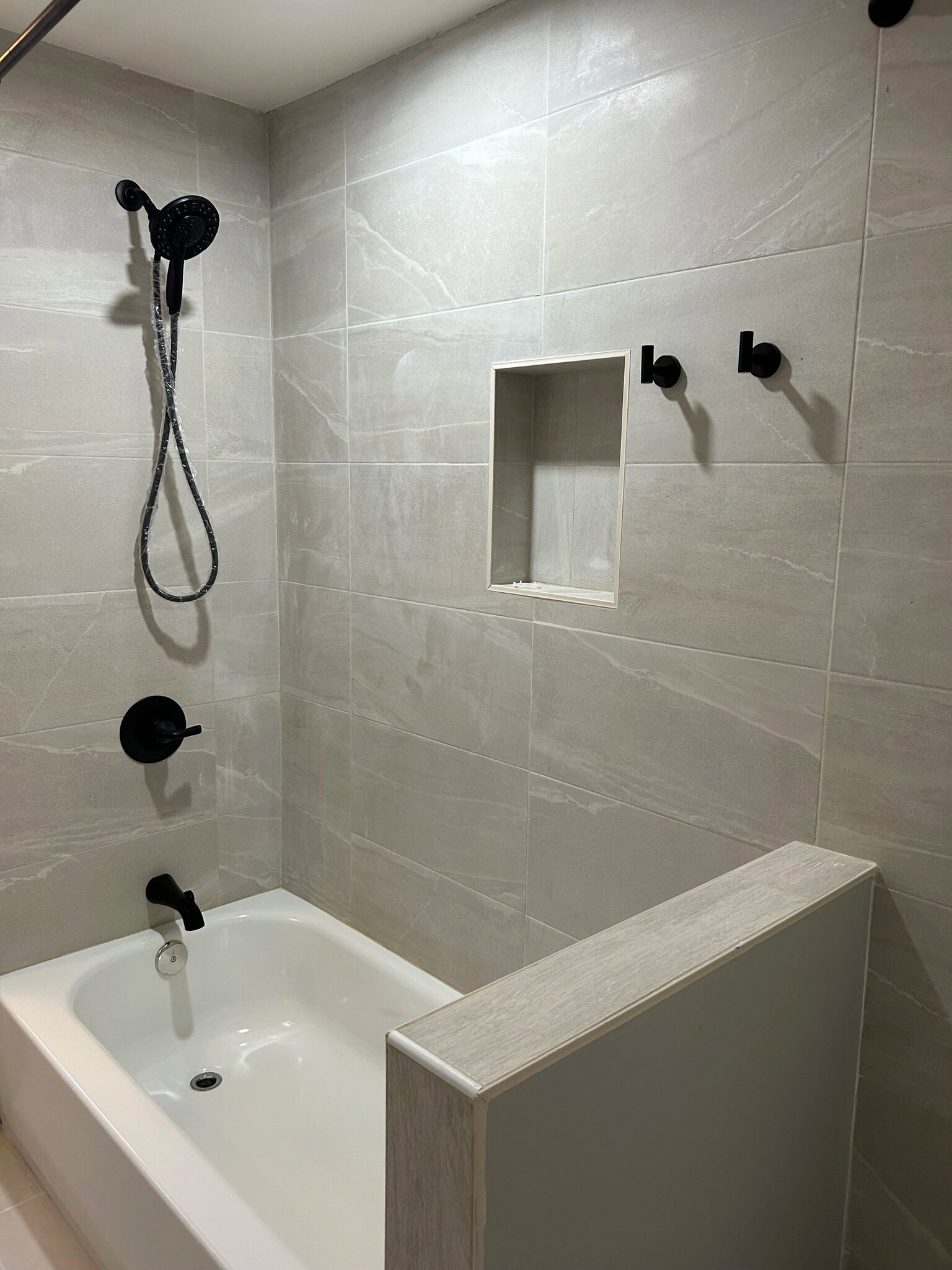 Building Photo - 72 Delaware Ave