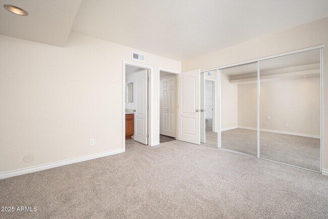 Building Photo - 3405 W Danbury Dr