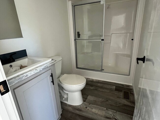 Building Photo - 1 Bedroom 1 Bath for Rent