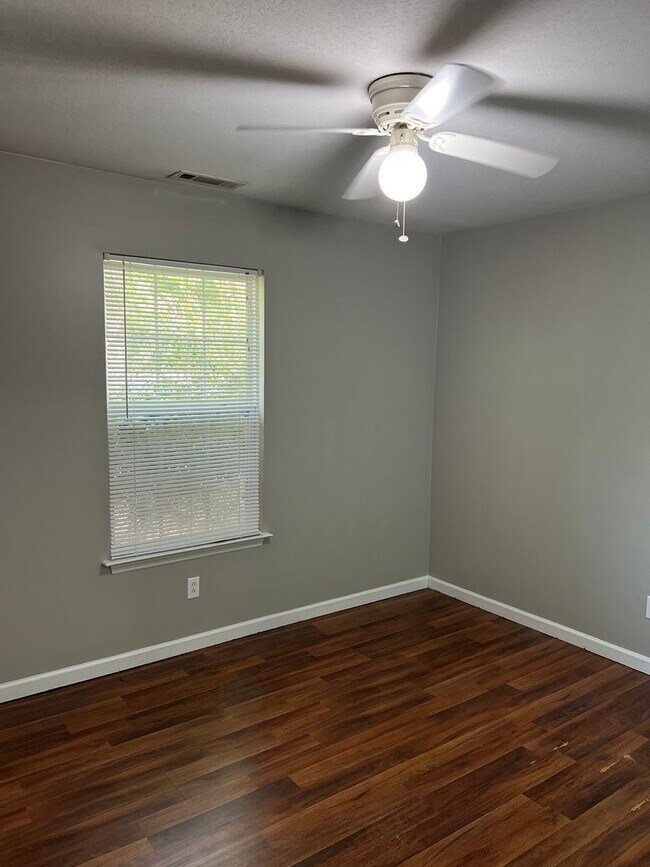 Building Photo - Convenient Location in Ooltewah