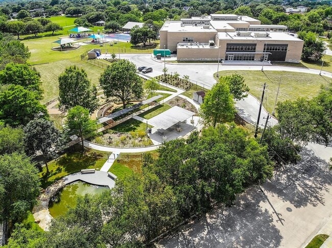 Building Photo - 5031 Cheena Dr