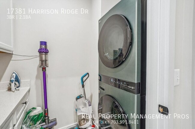 Building Photo - 17381 Harrison Rdg Dr