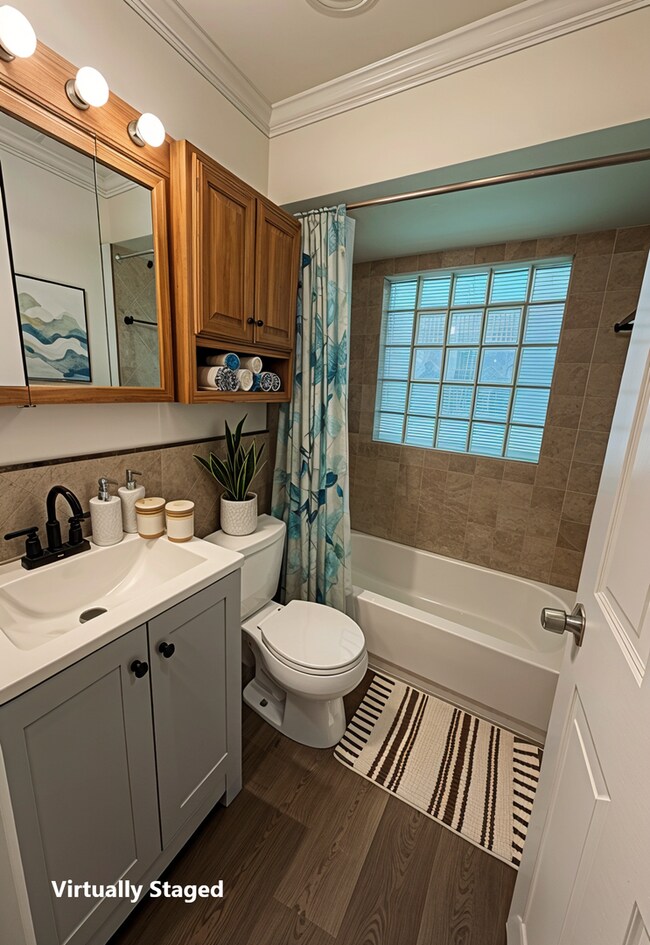 Building Photo - 4 Bedroom Home for Rent in University City!