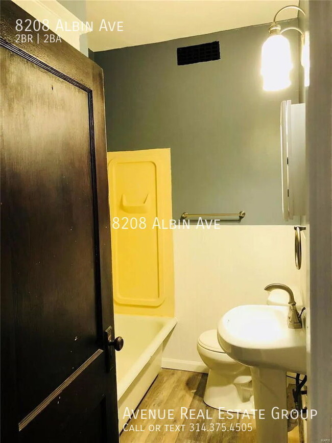 Building Photo - 8208 Albin Ave